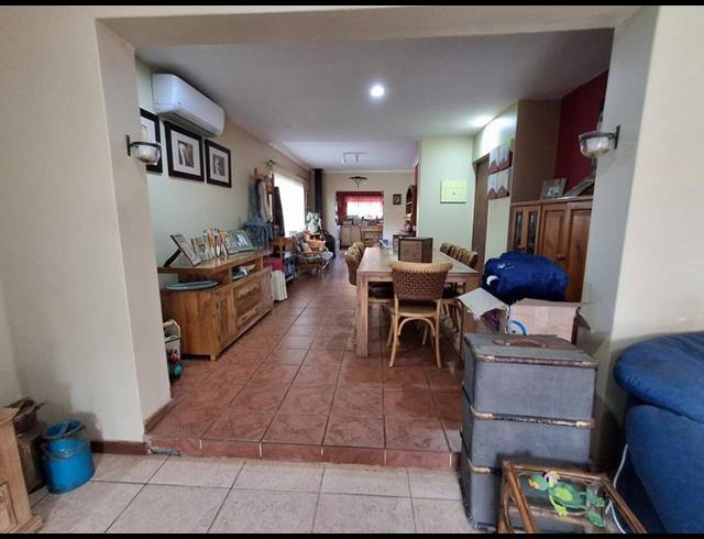 5 BEDROOM TOWNHOUSE FOR SALE IN ELARDUSPARK